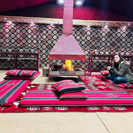 Wadi Rum Bubble Camp & Tour מראה חיצוני תמונה