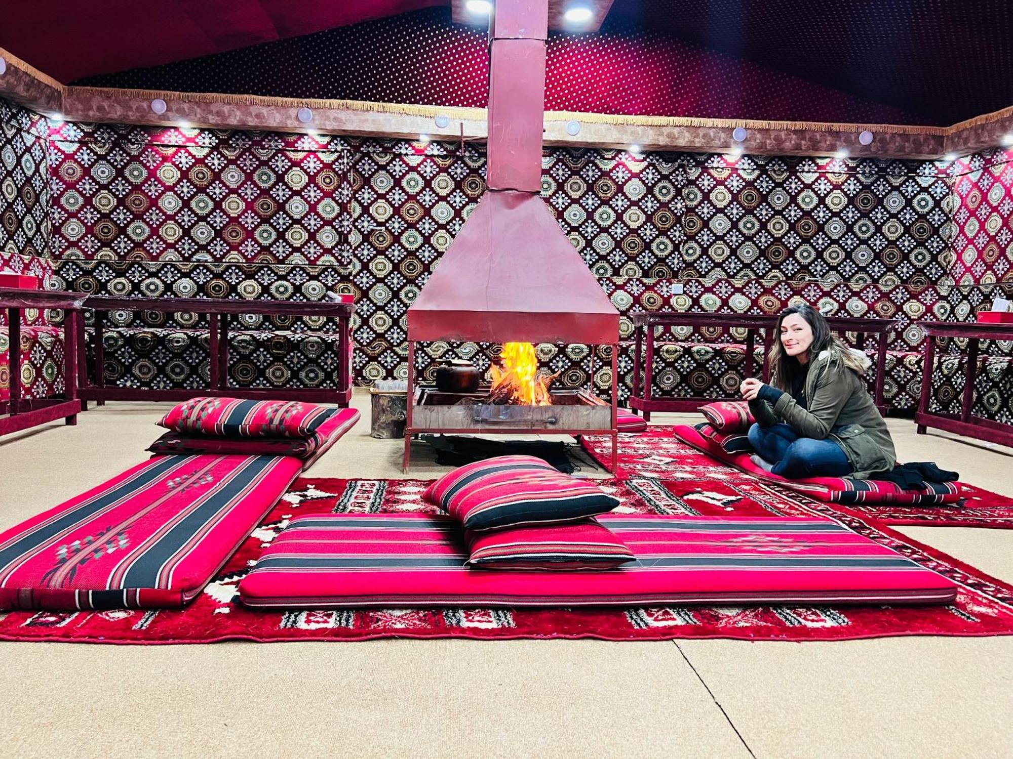Wadi Rum Bubble Camp & Tour מראה חיצוני תמונה